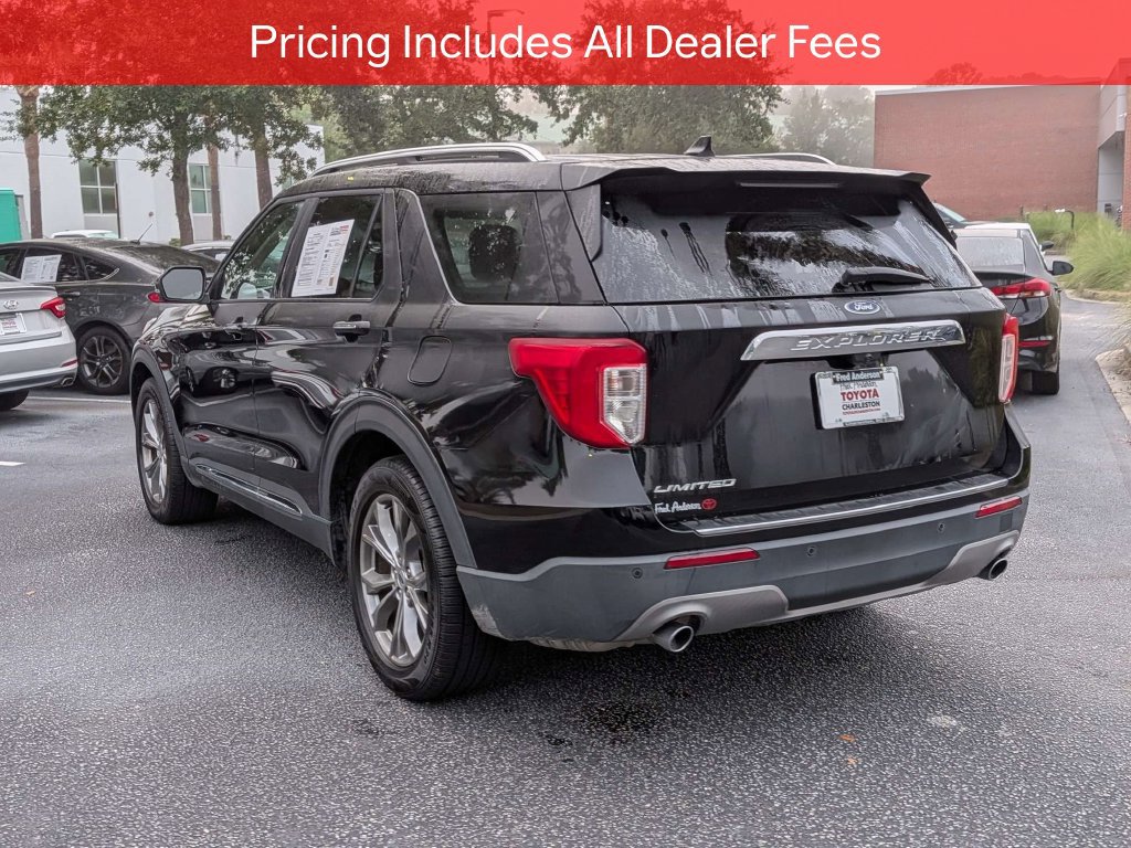Used 2022 Ford Explorer Limited w/ Equipment Group 301A RWD image 6