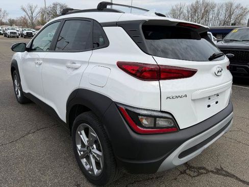 Used 2023 Hyundai Kona SEL AWD/4WD image 3