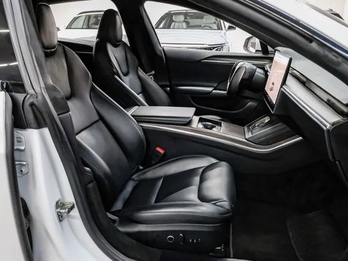 Used 2022 Tesla Model S AWD/4WD image 41