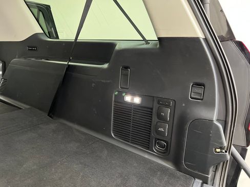 Used 2025 Ford Expedition Max Platinum AWD/4WD image 48