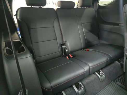 New 2026 Chevrolet Traverse RS w/ LPO, Floor Liner Package AWD/4WD image 15