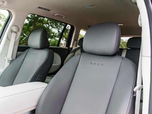 New 2026 Hyundai Ioniq 9 SEL AWD/4WD image 9