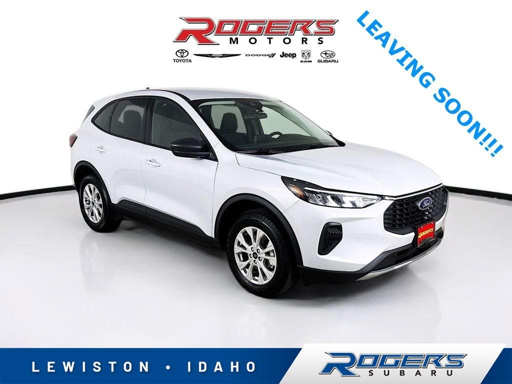 Used 2025 Ford Escape Active AWD/4WD image 1