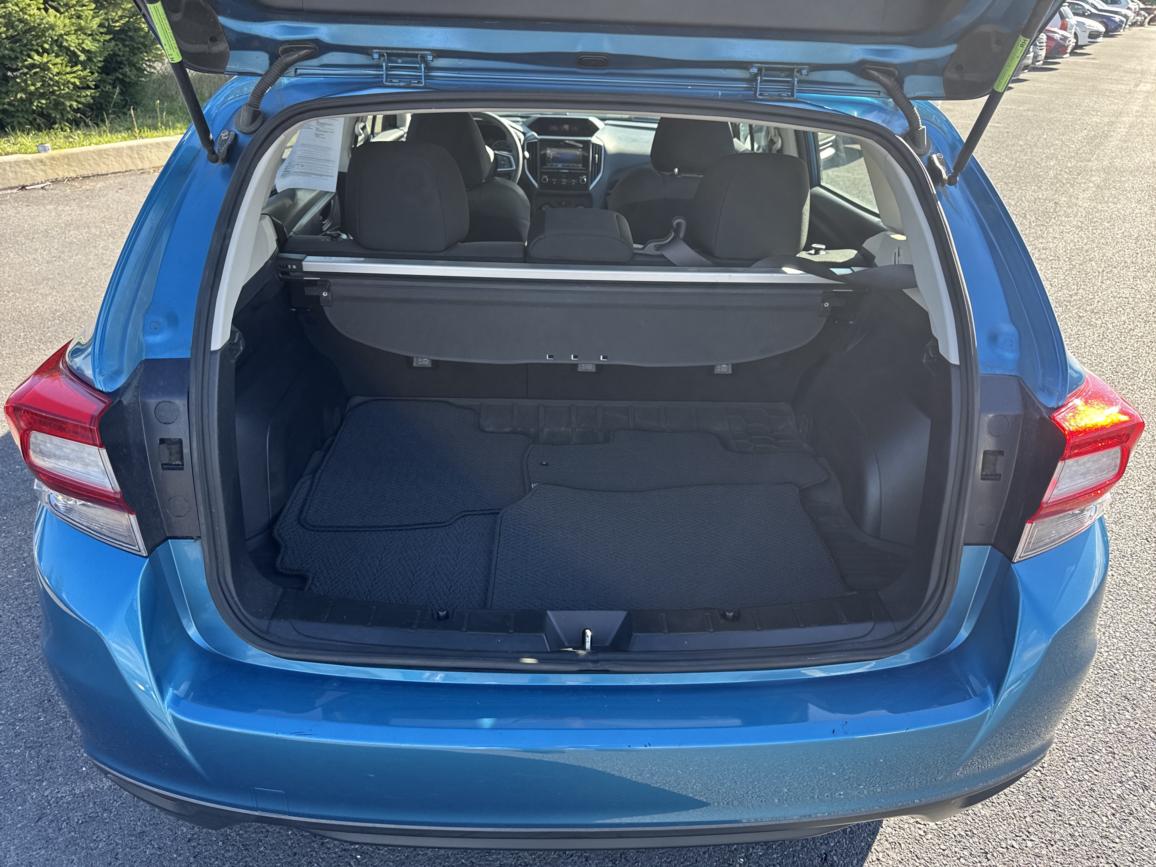Used 2017 Subaru Impreza 2.0i AWD/4WD image 25
