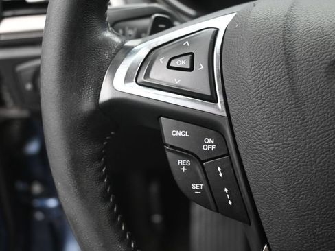 Used 2019 Ford Fusion SE w/ Equipment Group 151A FWD image 15