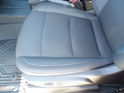 Used 2026 Chevrolet Silverado 1500 Custom RWD image 17