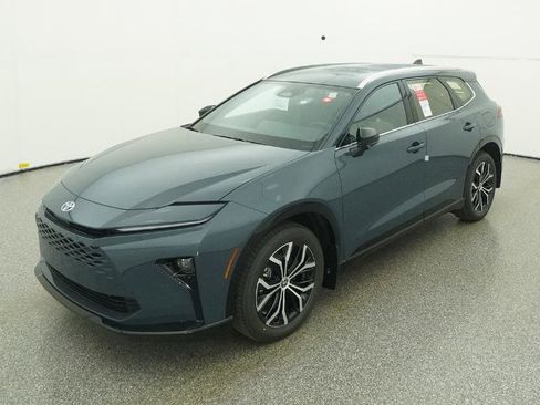 New 2026 Toyota Crown Signia image 7