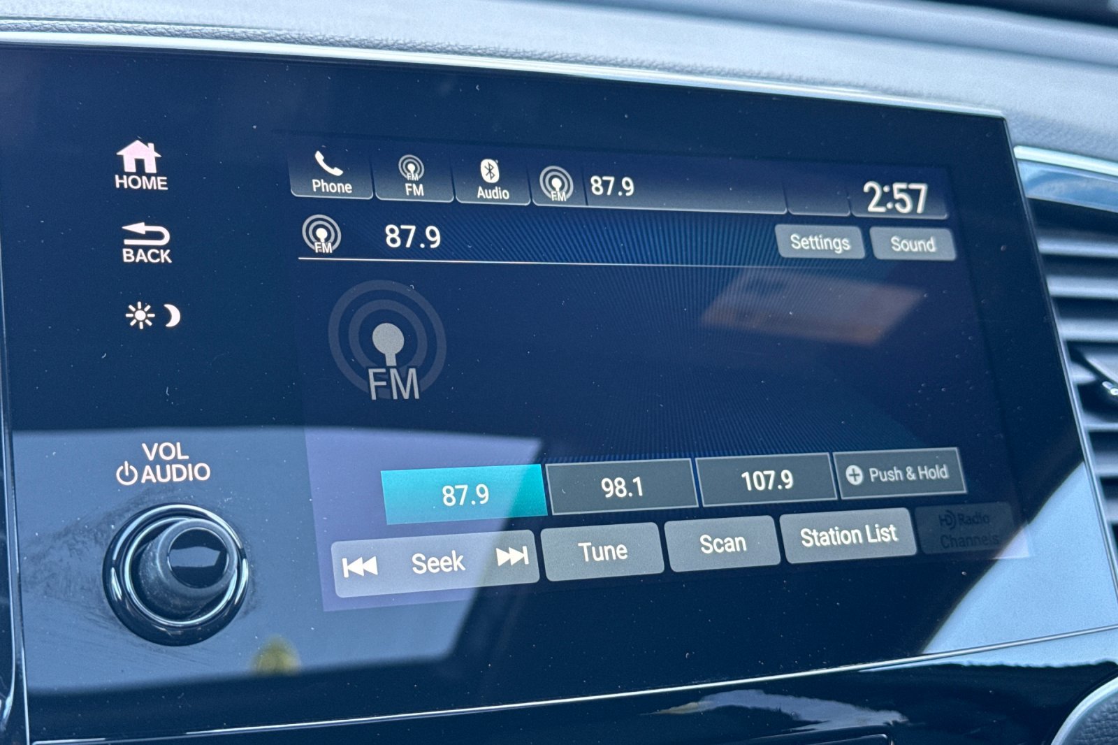 Certified 2023 Honda Passport EX-L image 18