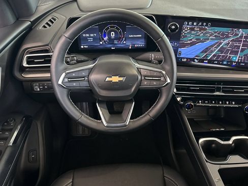 New 2026 Chevrolet Traverse LT FWD image 14
