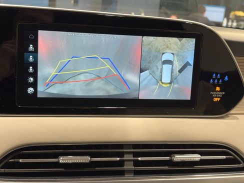 Used 2022 Hyundai Palisade Calligraphy image 9