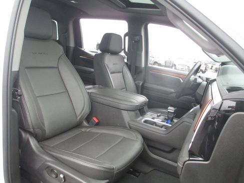 Certified 2023 GMC Sierra 1500 Denali w/ Denali Reserve Package AWD/4WD image 25