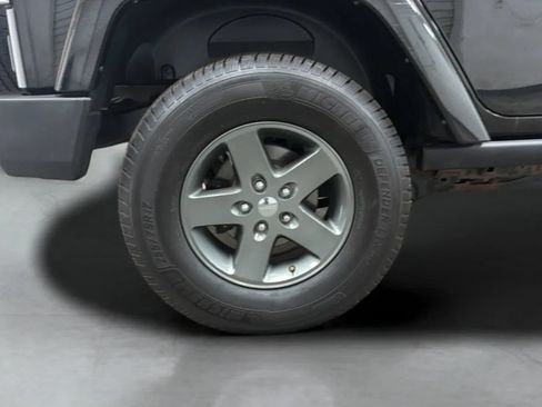 Used 2015 Jeep Wrangler Unlimited Sport AWD/4WD image 25