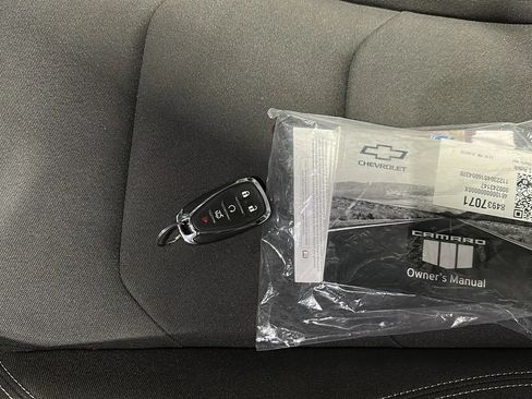 Used 2023 Chevrolet Camaro LT RWD image 27