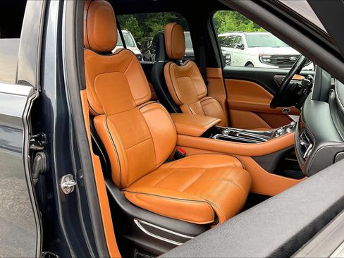 Used 2020 Lincoln Aviator Black Label Grand Touring AWD/4WD image 7