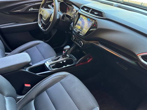 Used 2023 Chevrolet TrailBlazer RS w/ Convenience Package FWD image 19