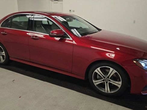 Used 2019 Mercedes-Benz E 300 image 3