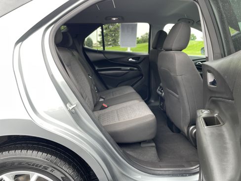 Used 2024 Chevrolet Equinox LT FWD image 23