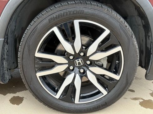 Used 2022 Honda Pilot Elite image 10