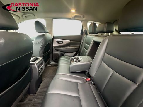 Used 2023 Nissan Murano SV image 30