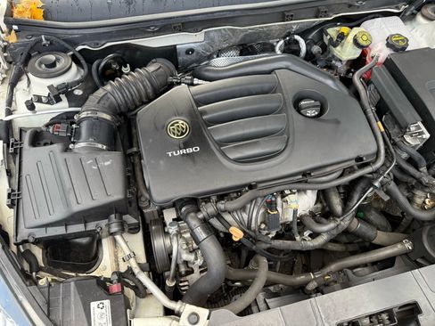 Used 2013 Buick Regal GS image 9