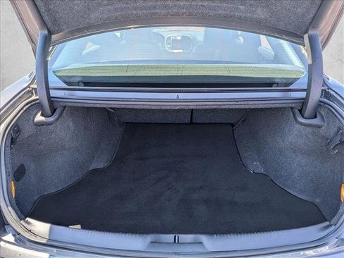 Used 2019 Chrysler 300 Limited w/ Safetytec Plus Group RWD image 6
