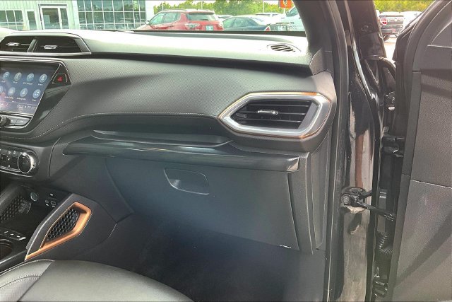 Used 2023 Chevrolet TrailBlazer ACTIV w/ Sun and Liftgate Package AWD/4WD image 26