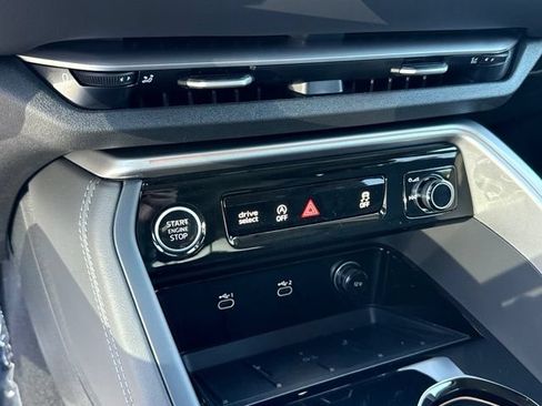 New 2026 Audi Q5 Premium AWD/4WD image 14