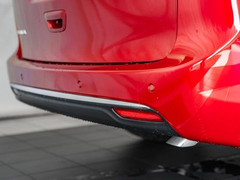 New 2026 Chrysler Pacifica Pinnacle image 6