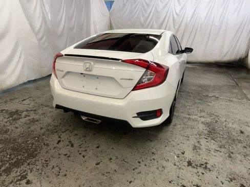 Used 2019 Honda Civic Sport image 7