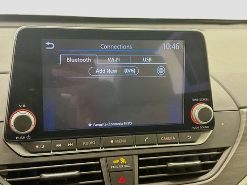 Used 2025 Nissan Altima 2.5 SV image 22