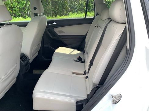 Used 2019 Volkswagen Tiguan SE w/ Panoramic Sunroof Package AWD/4WD image 24
