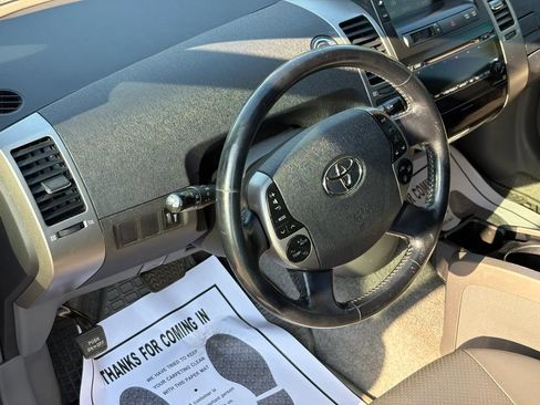 Used 2009 Toyota Prius w/ Pkg 6 FWD image 17