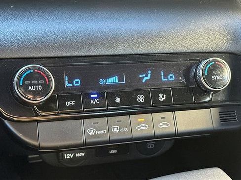 Certified 2025 Hyundai Elantra Sport image 20