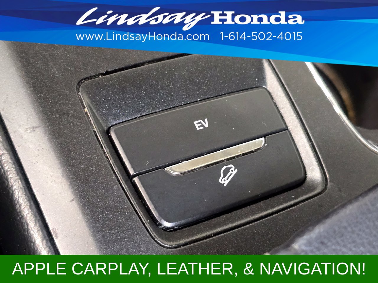 Used 2020 Ford Fusion Energi Titanium FWD image 20
