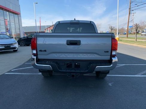 Used 2020 Toyota Tacoma SR5 image 4
