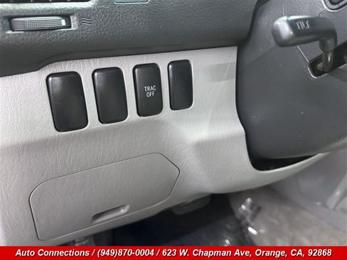 Used 2004 Toyota 4Runner SR5 RWD image 19