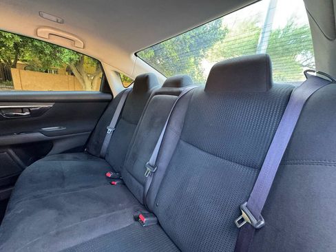 Used 2014 Nissan Altima 2.5 S FWD image 16
