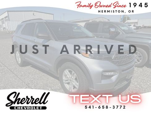 Used 2021 Ford Explorer XLT w/ Equipment Group 202A AWD/4WD image 1