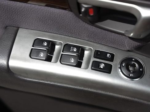 Used 2010 Hyundai Santa Fe SE FWD image 41