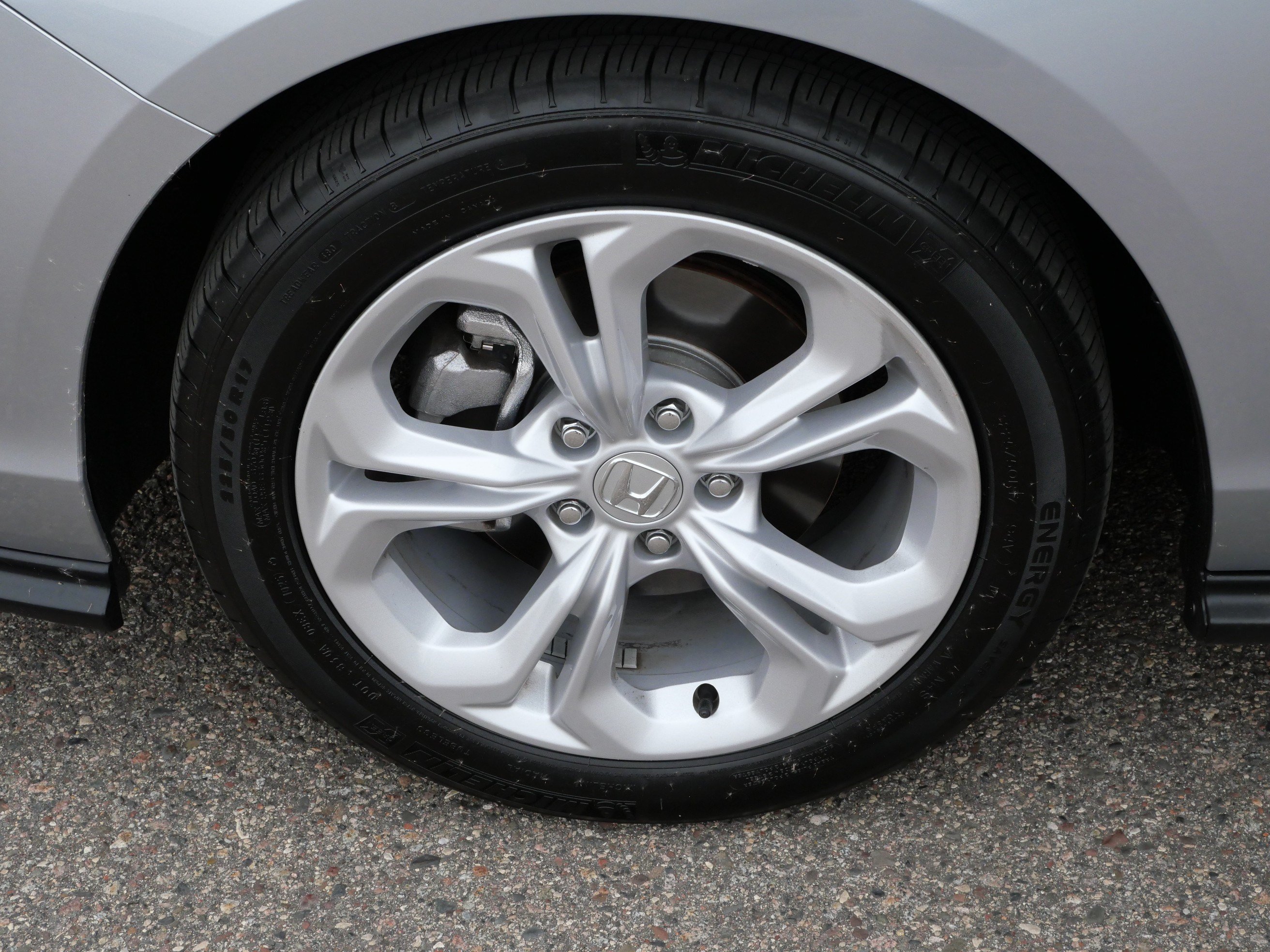 Used 2025 Honda Accord LX image 15