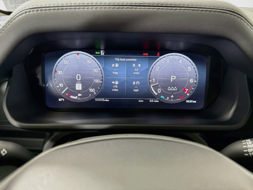 New 2026 Land Rover Defender 110 S AWD/4WD image 31