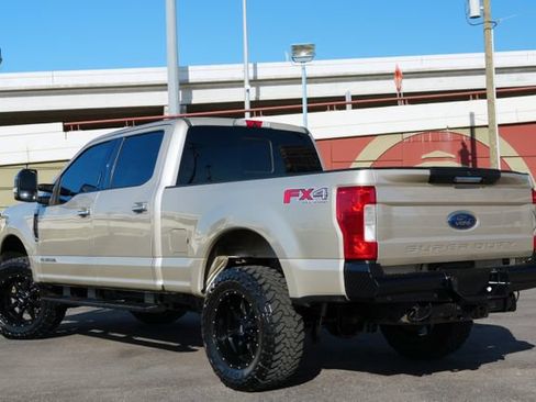 Used 2017 Ford F250 Lariat w/ Chrome Package AWD/4WD image 19