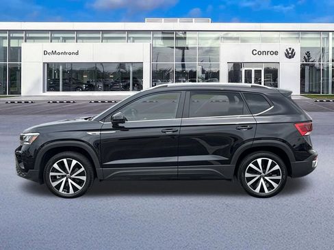 Used 2022 Volkswagen Taos SE FWD image 8