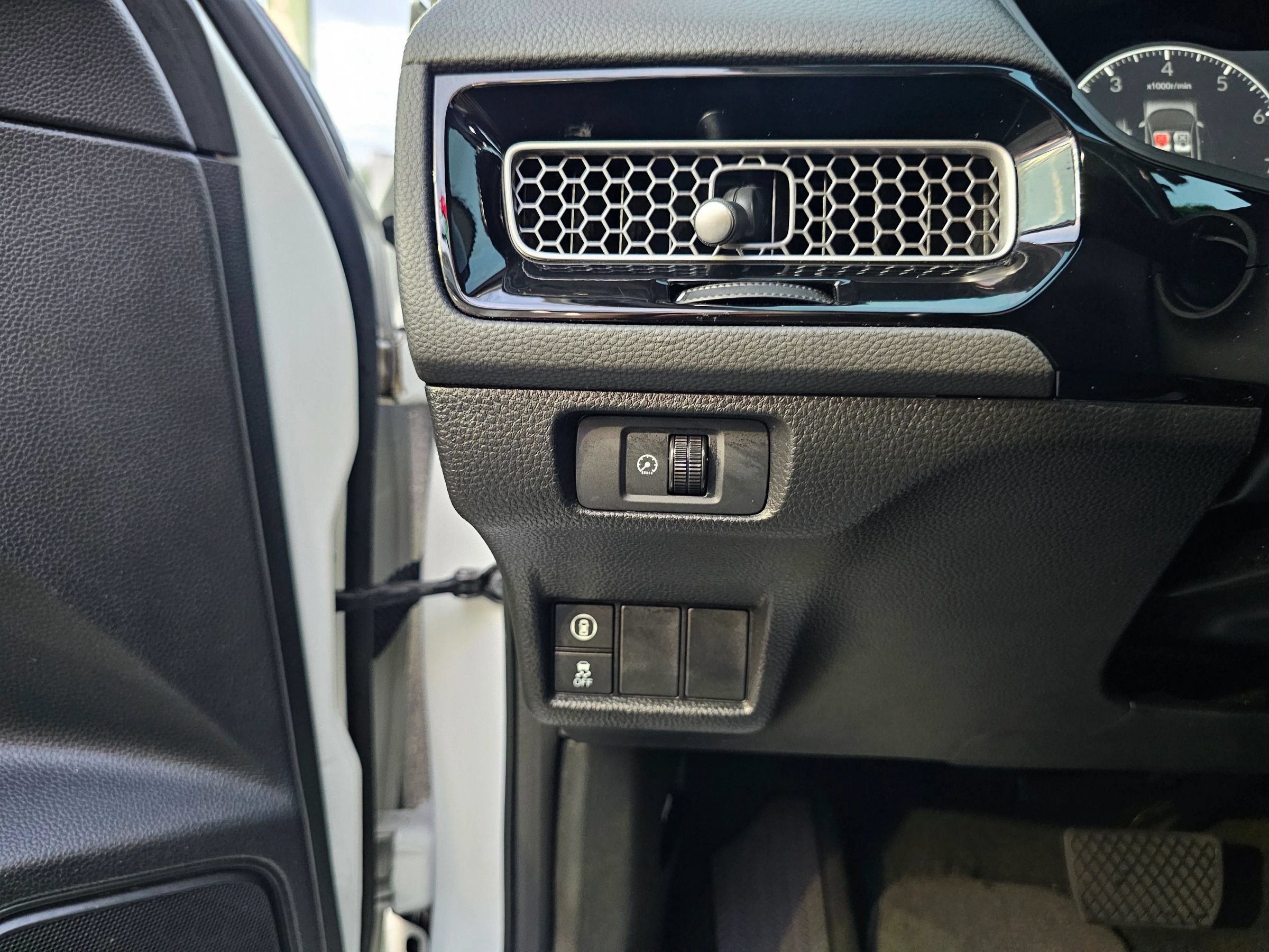 Used 2023 Honda Civic EX image 31