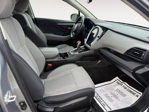 Used 2021 Subaru Outback Premium image 15