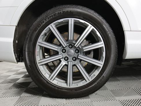 Used 2018 Audi Q7 3.0T Prestige w/ Prestige Package image 7