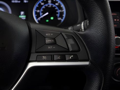 Used 2025 Nissan Leaf S FWD image 22