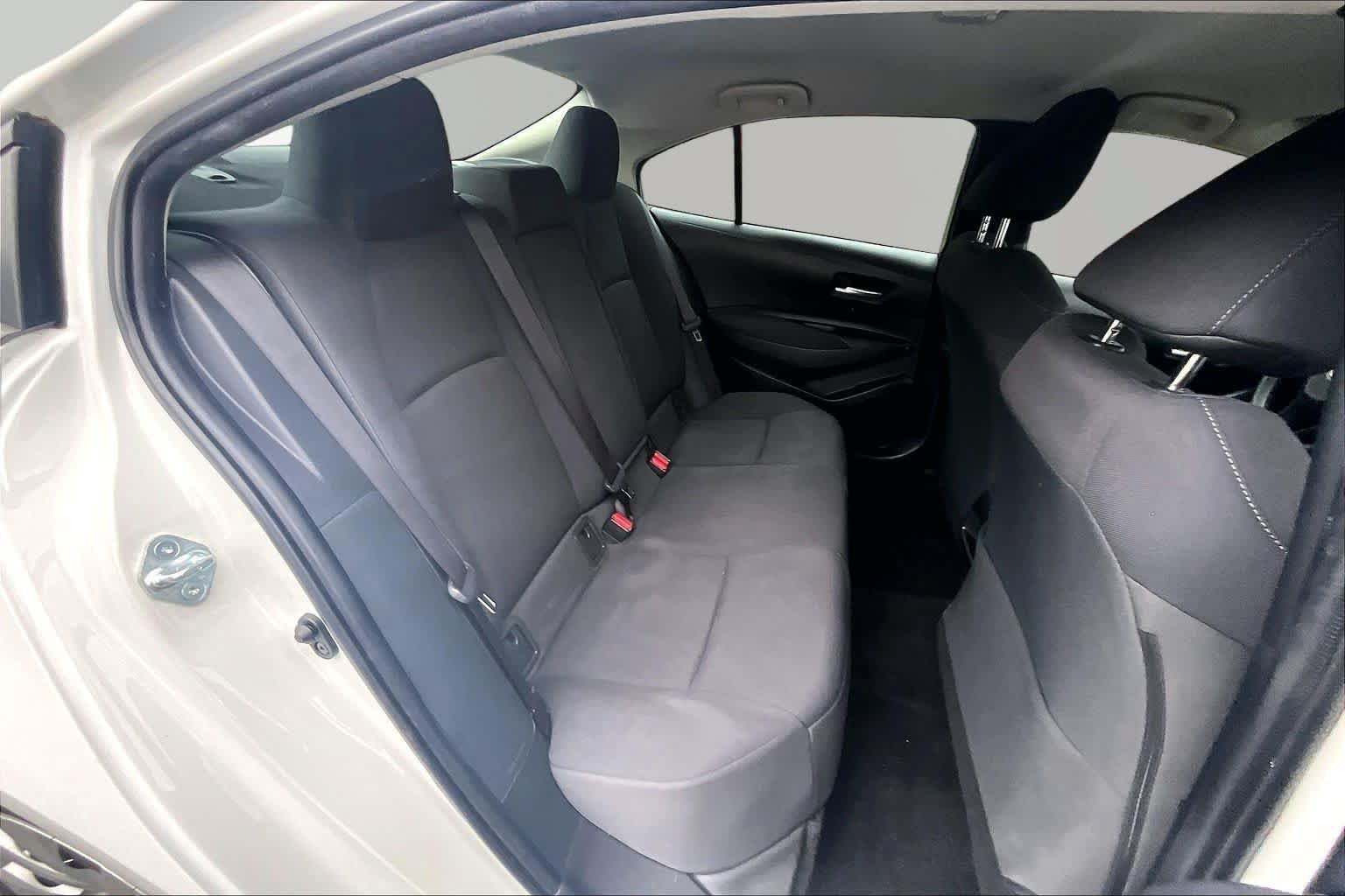 Certified 2021 Toyota Corolla LE FWD image 20