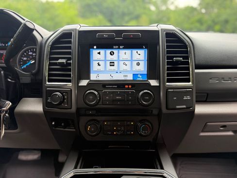 Used 2017 Ford F350 XLT AWD/4WD image 25