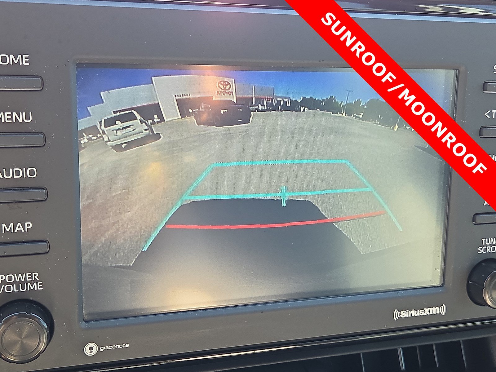 Used 2022 Toyota RAV4 XLE w/ Convenience Package AWD/4WD image 17
